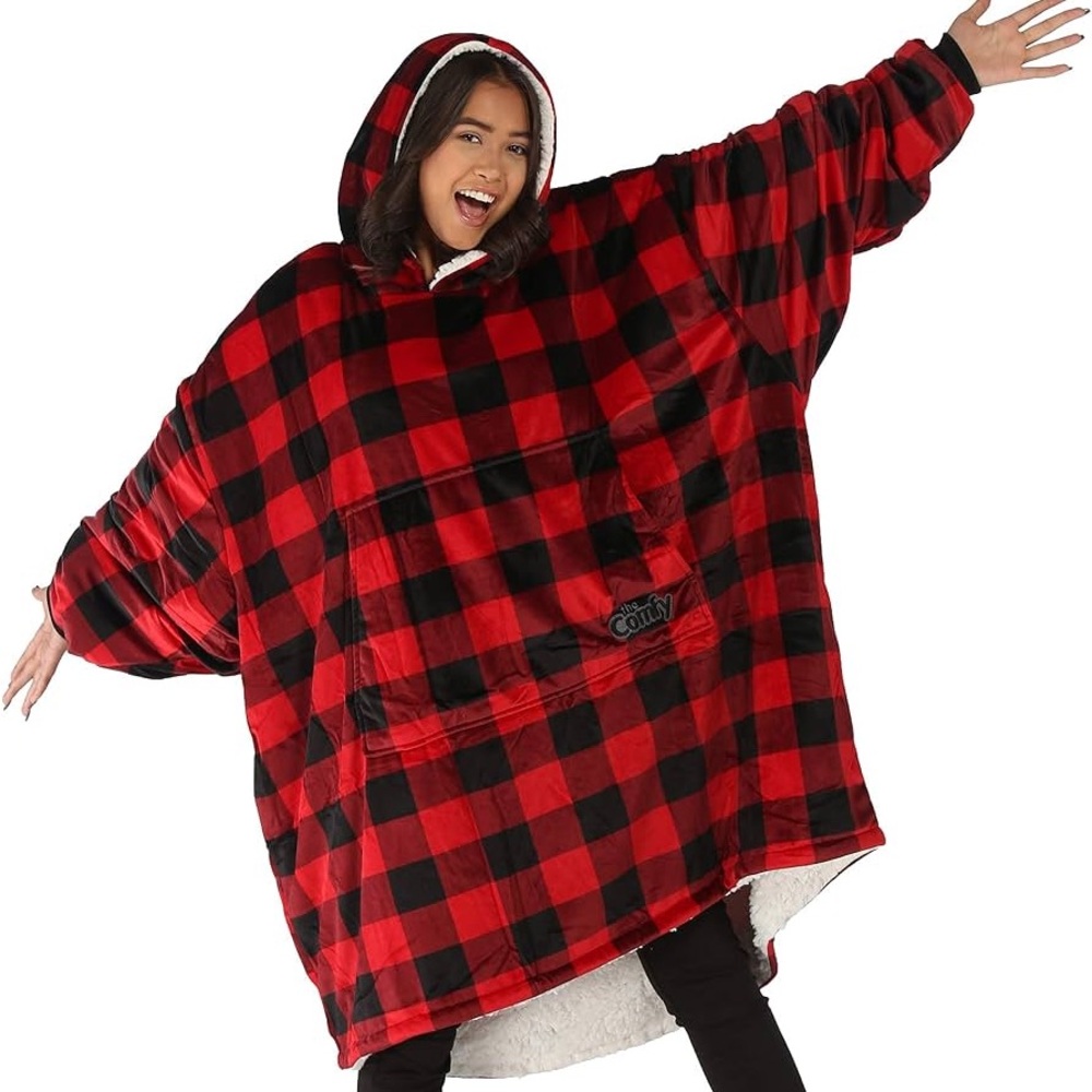 Comfy USA Red and Black Plaid Hooded Robe